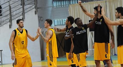 Μεγάλα τα παπούτσια του ΟΑΚΑ για τα πόδια της ΑΕΚ…