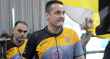 Η διακοπή στο Αρης- ΠΑΟΚ κι ο υπομονετικός Αναστόπουλος