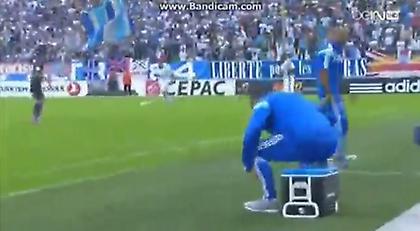 Πρόσεχε πού κάθεσαι, κύριε Μπιέλσα (video)