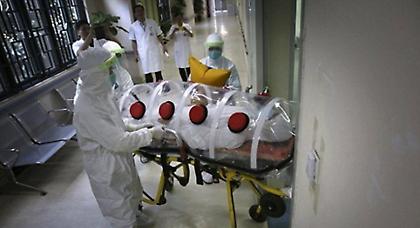 Αγωνία για τον Έμπολα και στην Ελλάδα