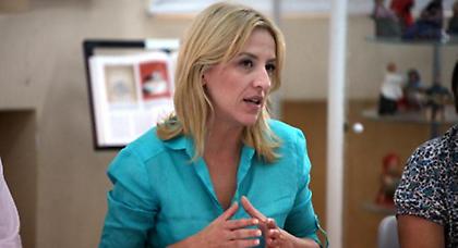 Ρένα Δούρου: Η «μίνι πρωθυπουργός» της Ελλάδας