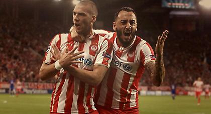 Προσκύνησε και η Κυρία!