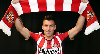 Συμπαίκτης με Μαυρία ο Ρεβεγιέρ