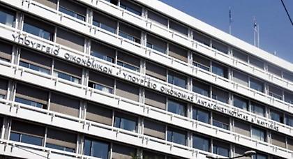 Τι απαντά το υπ. Οικονομικών για τη ρύθμιση των 100 δόσεων