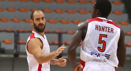 Χάντερ: «Απολαμβάνω να παίζω με τον Σπανούλη»