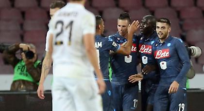 Σ-έξι Νάπολι! (video)