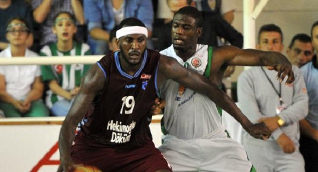 Κοιτάει και Πίνκνεϊ η ΑΕΚ