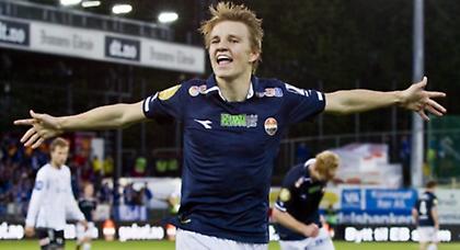 «Χτυπάει» το παιδί-θαύμα ο Άγιαξ