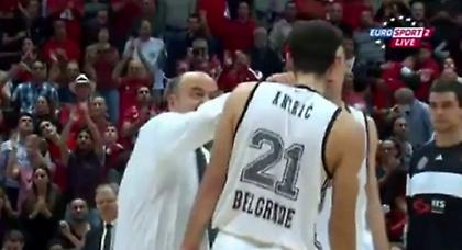 Άρχισε τις… σφαλιάρες ο Βουγιόσεβιτς (video)