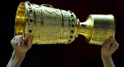 Στο… χέρι των «μεγάλων»