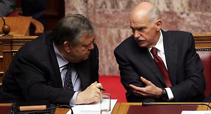 Δημοκρατική Παράταξη χωρίς Παπανδρέου ετοιμάζει ο Βενιζέλος