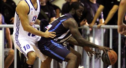 Ντέιβις: «Να μην επιβάλλει ρυθμό ο ΠΑΟΚ»