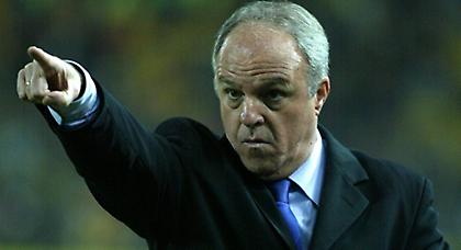 Υπό το βλέμμα του Κάμπος