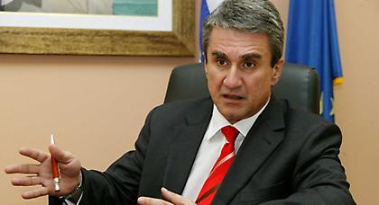 «Καμπανάκι» Λοβέρδου: Υπό κατάληψη 500 σχολεία σε όλη την Ελλάδα