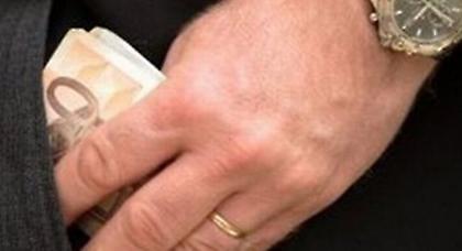 Τρίτη και φαρμακερή για «μαϊμού» υπάλληλο της Δ.Ε.Η.