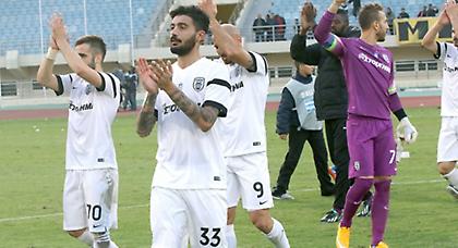 Τα θέλει όλα, νίκη με «βιόλα»