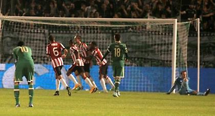 Έπεσε… ηρωικά