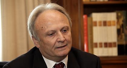 «Στοπ» από Ανδριανό