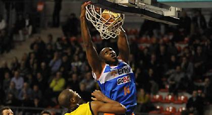 Στην Μπρίντιζι ο Σίμονς!