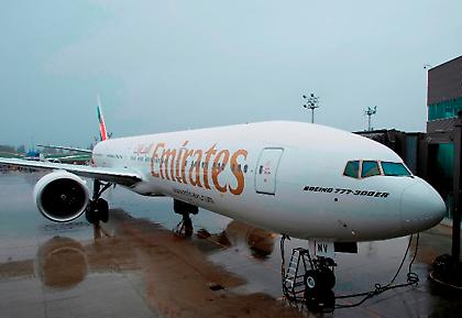 Η Emirates υποδέχεται το 100ο αεροσκάφος Boeing 777-300ER
