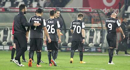 ΠΑΟΚ: Μικρό ρόστερ, απουσίες, κούραση και πρώτη ήττα