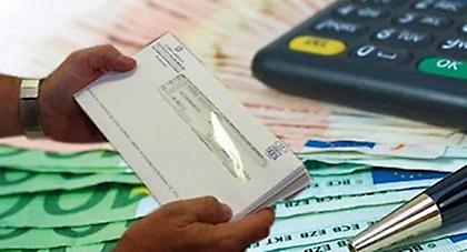 Μειώνονται 50% τα πρόστιμα για συνταξιούχους που δουλεύουν