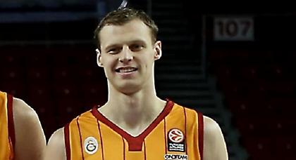 Χωρίς Πότσιους στο ΣΕΦ