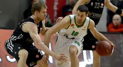 «Νοκ άουτ» ο Γκαβέλ