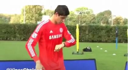 Κουρτουά, τι ώρα είναι; (video)