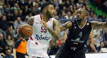 Λο και ΜακΚάλεμπ στη λίστα της Αρμάνι!