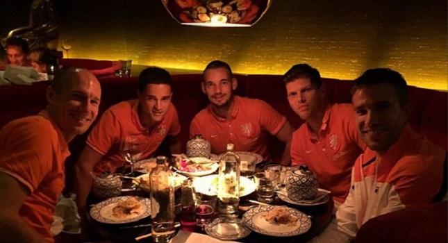 Η εκλεκτή παρέα του Αφελάι (pic)