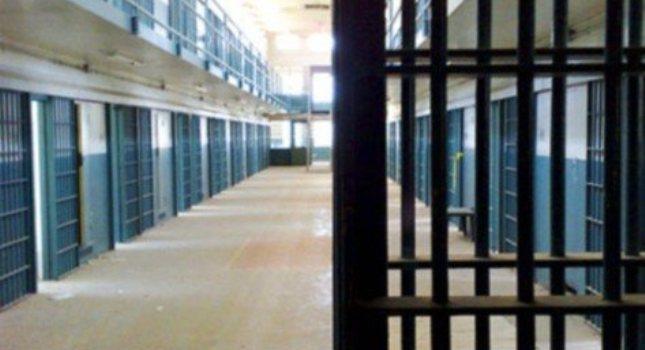 Αποπλανούσε την ανηψιά του για τέσσερα χρόνια