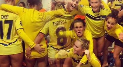 Νίκησαν και… βγήκαν απ’ τα ρούχα τους (pic)