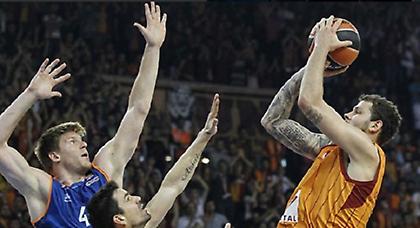 Σοκ με Μίτσοβ