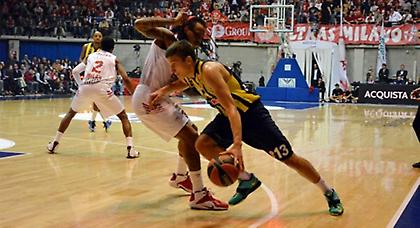 Έραψε… Αρμάνι για τους «16» η Φενέρ!