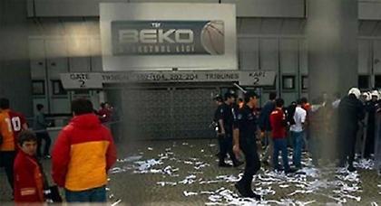 Δολοφονία οπαδού του Ερ.Αστέρα στην Πόλη!