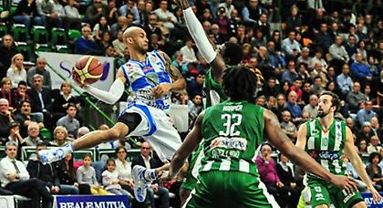 Δεν χάνει στη Σαρδηνία!