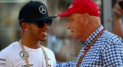 Χάμιλτον: «Τυπικό να ανανεώσω»