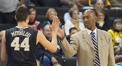 Ήττα, αλλά καλή παρουσία Μήτογλου