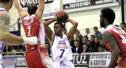 Και ξανά προς τη δόξα τραβά!