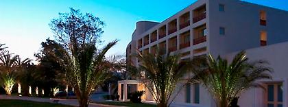 Πόλεμος θα ξεσπάσει για το ΦΠΑ στα ξενοδοχεία