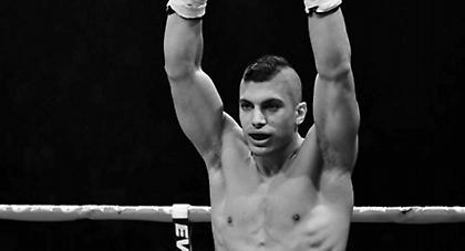 Πολύ σκληρός για να χάσει