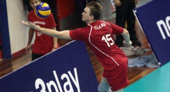 Χάνει Φριντρισχάφεν ο Κλαρκ