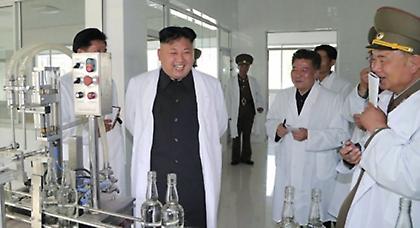 Βόρεια Κορέα: Οι ΗΠΑ «ψεκάζουν» με Εμπολα