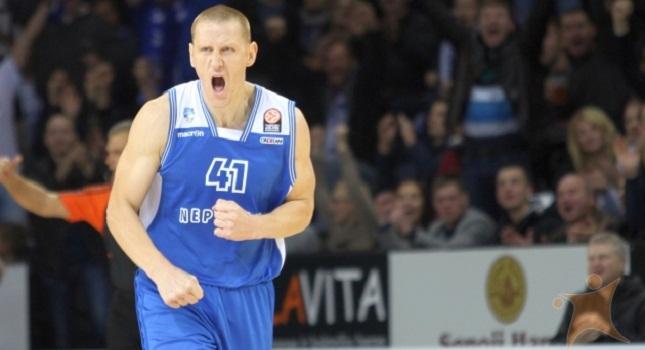 Προλαβαίνει Ολυμπιακό ο Ζαβάτσκας