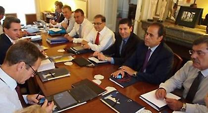 Νέες διευκρινίσεις για τα μέτρα ζητά η Τρόικα