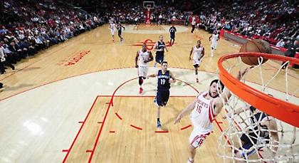 Νίκη Ρόκετς στον «εμφύλιο», σεφτέ οι Σίξερς