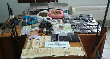 Τεράστιο κύκλωμα ναρκωτικών: 20 συλλήψεις-156 εμπλεκόμενοι