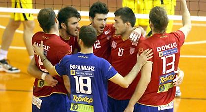 Παίρνει τα πάνω του ο Φοίνικας