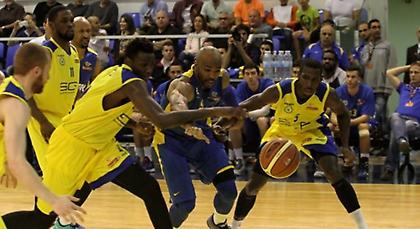 Νίκη χωρίς «Σόφο» για Μακάμπι